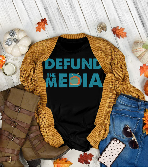 DEFUND THE MEDIA Vintage TV T-Shirt