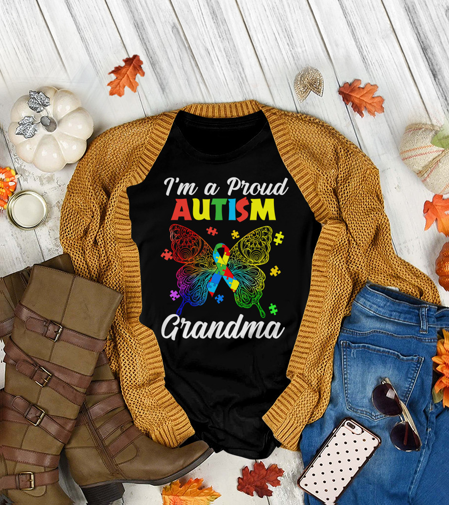 I'm A Proud Autism Grandma Butterfly Puzzle T-Shirt