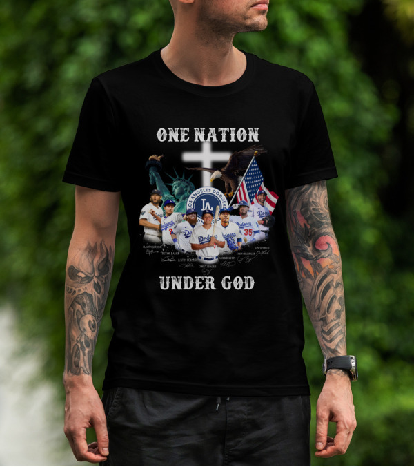 Los Angeles Dodgers One Nation Under God Statue Of Liberty And American Flag T-Shirt