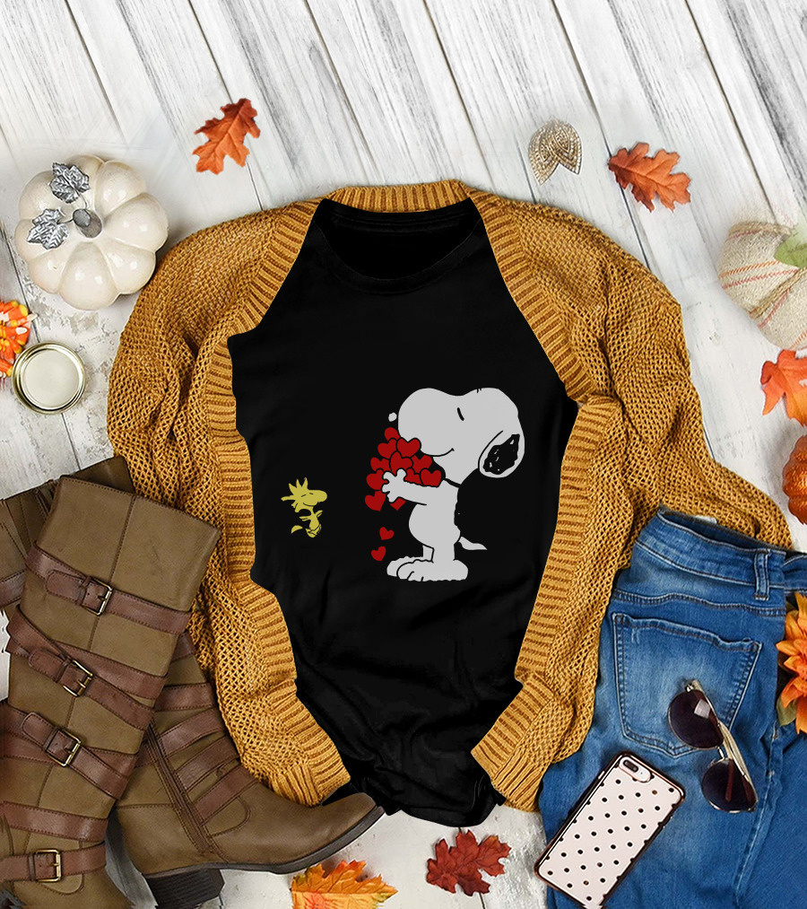 Snoopy Holding Hearts with Woodstock Hugging T-Shirt