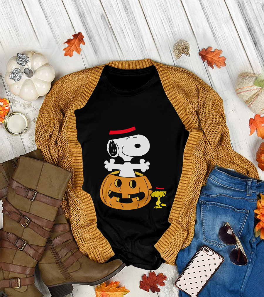 Snoopy Woodstock Halloween Pumpkin Witch Hat T-Shirt