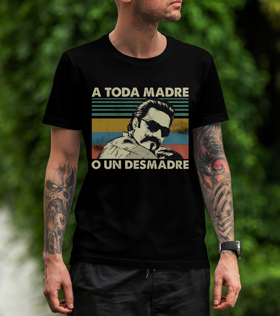 A Toda Madre O Un Desmadre Vintage Retro Stripes Cool Sunglasses T-Shirt