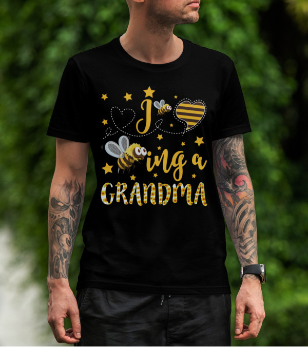 Grandma Bee And Sunflower Heart Delightful Sentiment T-Shirt