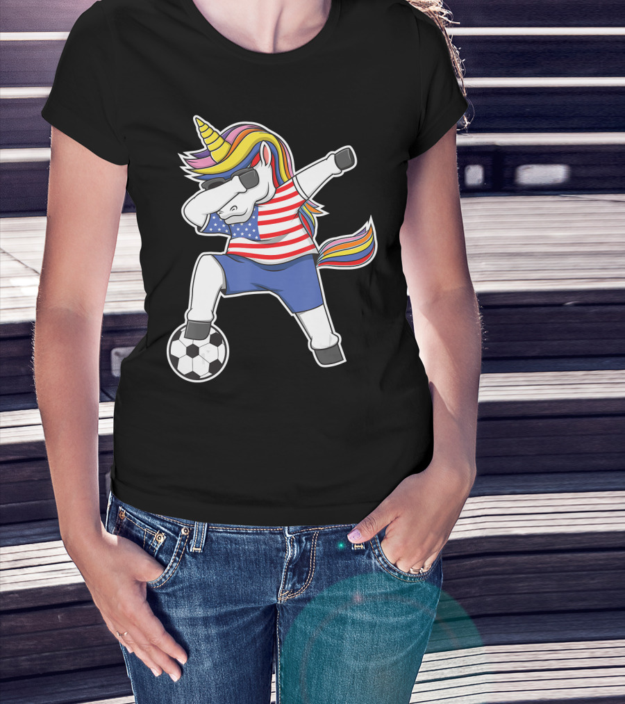 Dabbing Soccer Unicorn USA Girls Unicorn Lover Stars And Stripes Football T-Shirt
