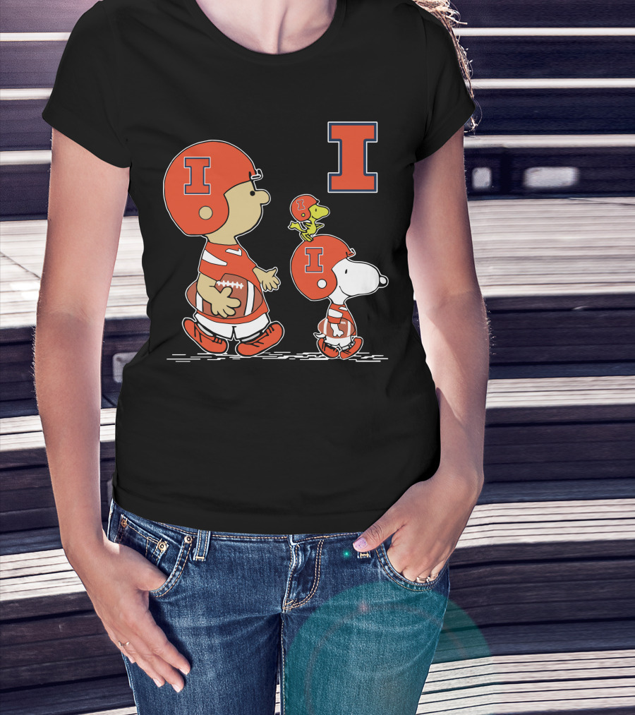 Illinois Fighting Illini Peanuts Football Characters With Big I T-Shirt