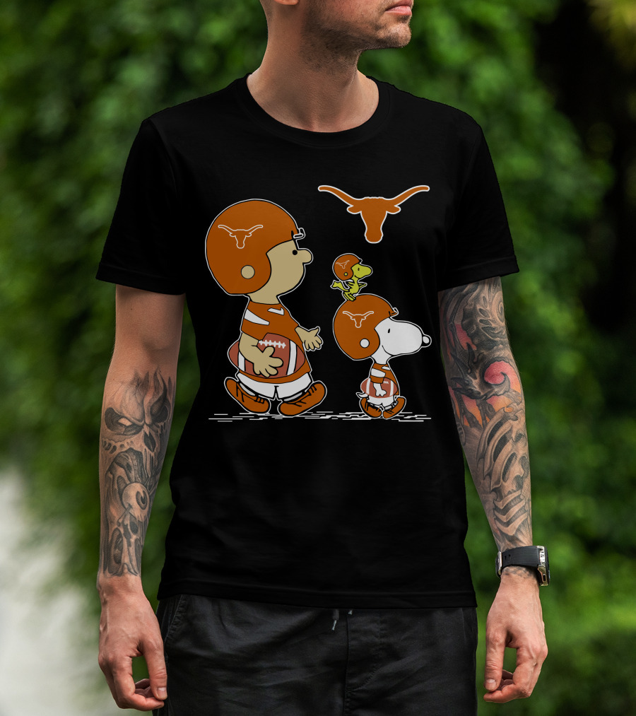 Texas Longhorns Football Peanuts Characters Helmet T-Shirt