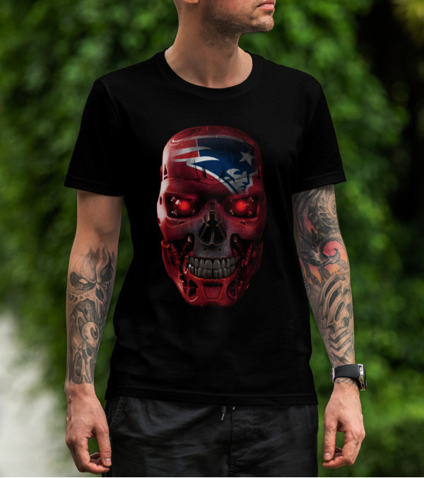 SKULL PATRIOTS TERMINATOR STYLE RED EYES T-Shirt