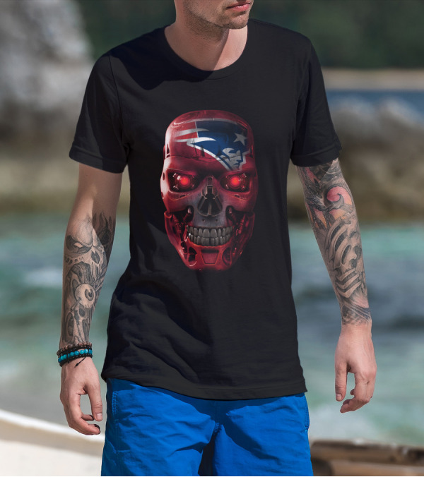 SKULL PATRIOTS TERMINATOR STYLE RED EYES T-Shirt