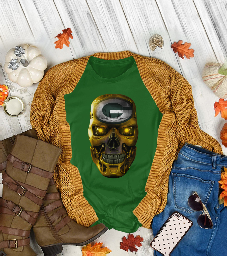 SKULL PACKERS WITH GREEN BAY FACEPLATE T-Shirt