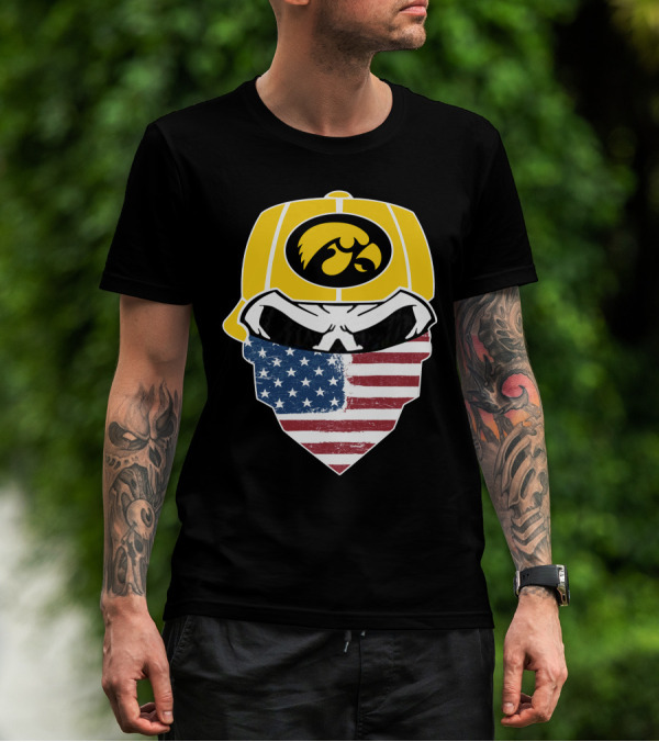 Hawkeyes Skull American Flag Bandana T-Shirt