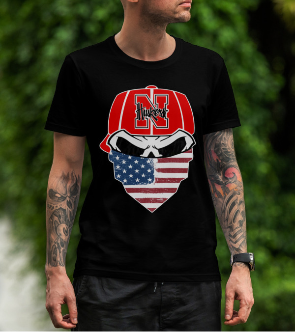 Nebraska Cornhuskers Skuls American Flag Mask N Logo Huskers Hat T-Shirt
