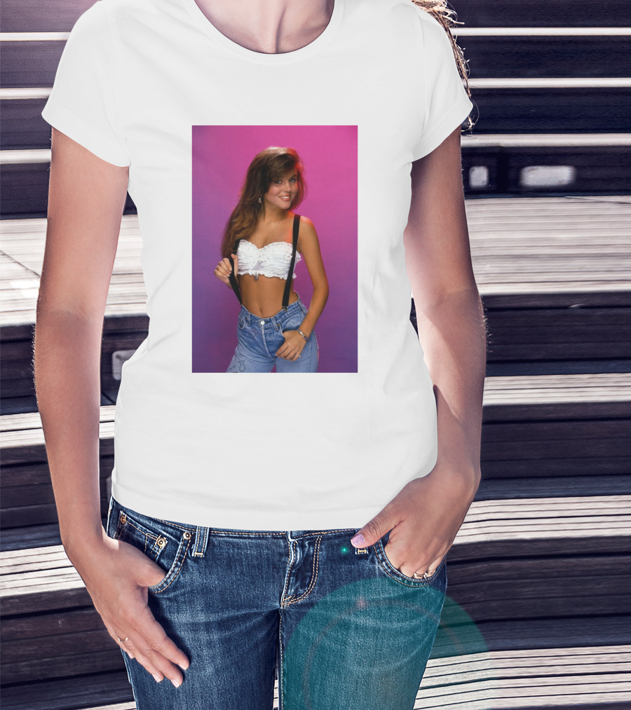 Saved By The Bell Kelly Kapowski 90s T-Shirt