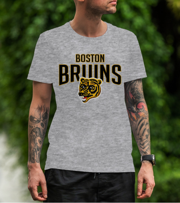 Boston Bruins Classic Vintage Logo Longsleeve T-Shirt