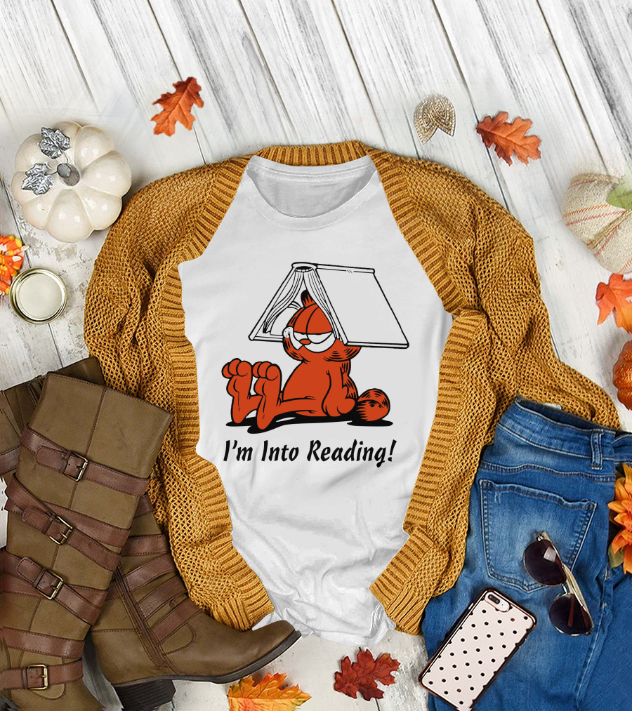 I'm Into Reading Garfield T-Shirt