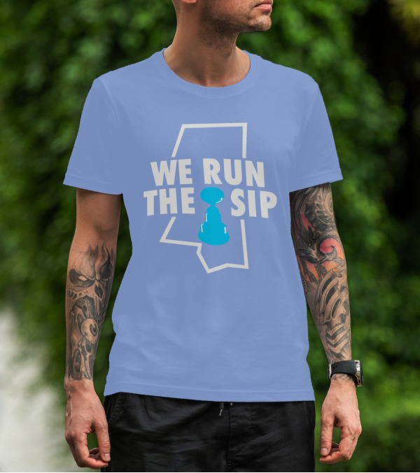 We Run The Sip Mississippi Outline With Trophy - Shop Shea Merch T-Shirt