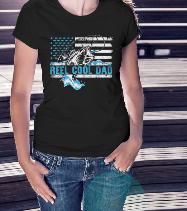 Reel Cool Dad Bass Fishing American Flag T-Shirt