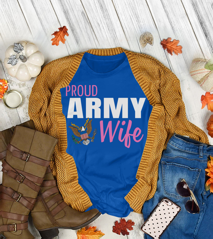 Proud Army Wife T-Shirt