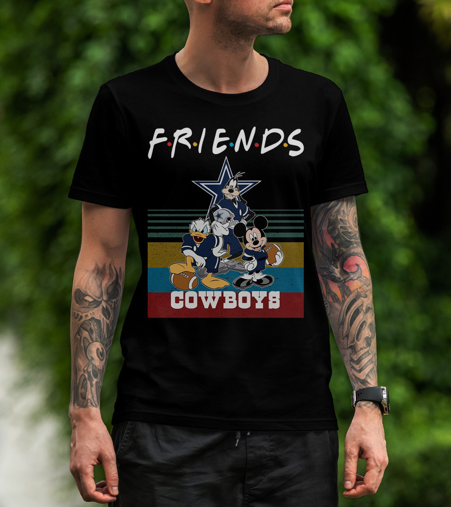 FRIENDS MICKEY DONALD GOOFY COWBOYS FOOTBALL TEAM T-Shirt