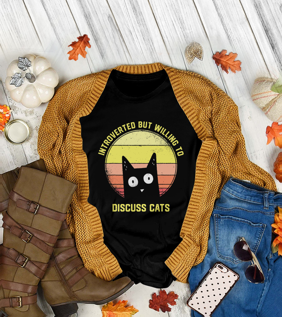 Introverted But Willing To Discuss Cats Retro Vintage Style Cat Lover T-Shirt