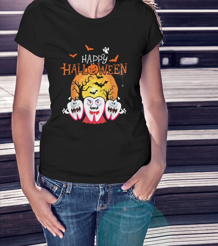 Happy Halloween Scary Dental Teeth With Cracked Moon And Bats T-Shirt