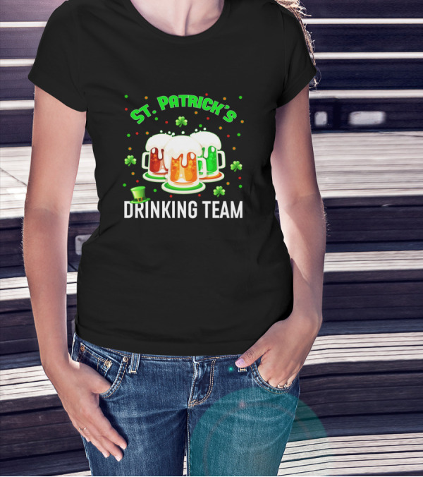 St Patrick's Drinking Team Beers And Shamrocks T-Shirt