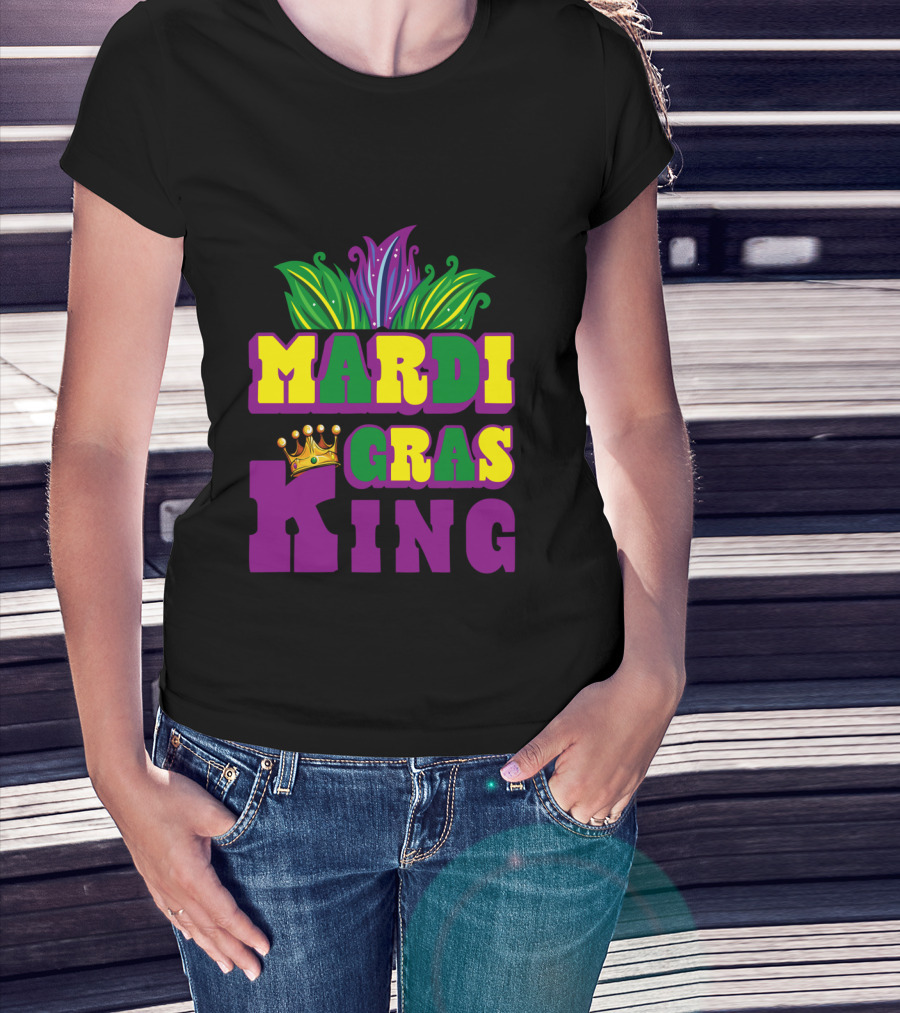 Mardi Gras King Crown With Beads Leaves And Colors T-Shirt