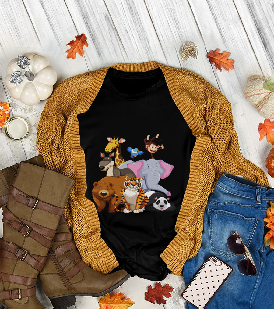 Zoo Animals Day World Wildlife Day Giraffe Elephant Tiger Panda Monkey Bear Kangaroo Bird T-Shirt