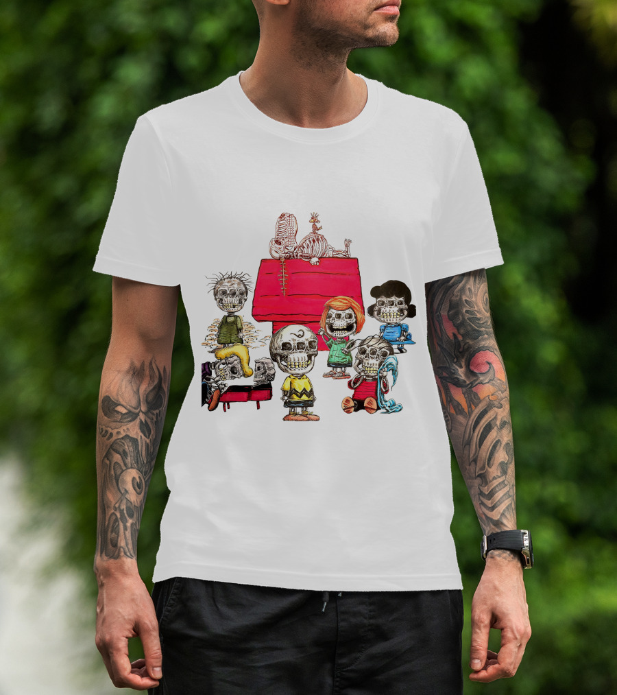 Snoopy Family Halloween Skulls Peanuts Gang T-Shirt