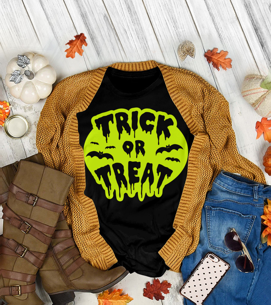 Gladditudes Trick or Treat Dripping Font with Bats T-Shirt