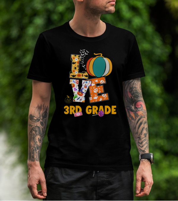 Love Halloween 3rd Grade Teacher T-Shirt