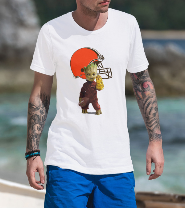 Cleveland Browns Football Groot And Infinity Gauntlet T-Shirt