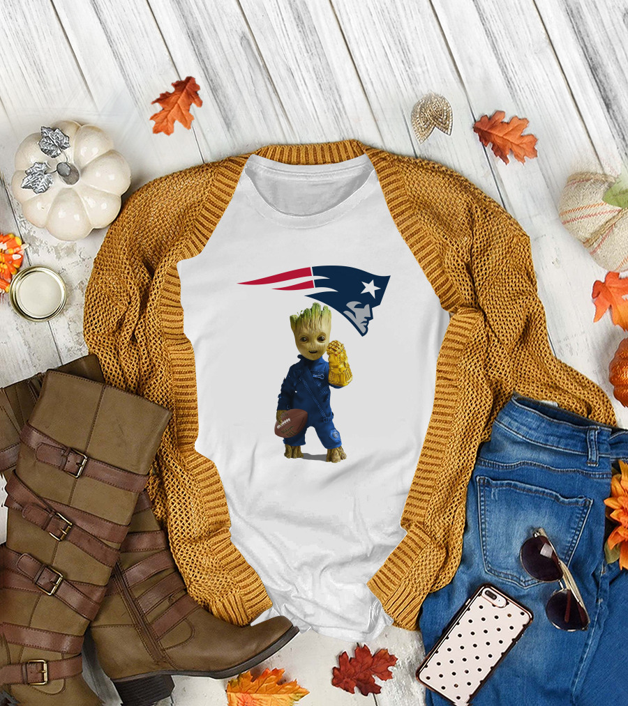 New England Patriots Groot Football Infinity Gauntlet T-Shirt