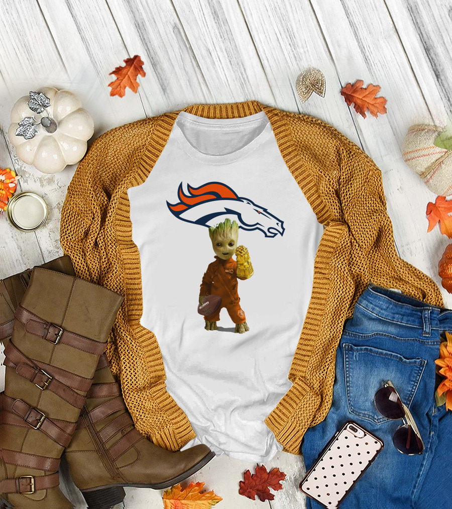 Denver Broncos Groot Infinity Gauntlet Football Fan T-Shirt