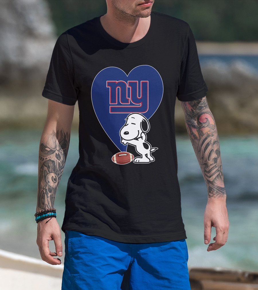 Snoopy Hugging New York Giants Football Heart T-Shirt