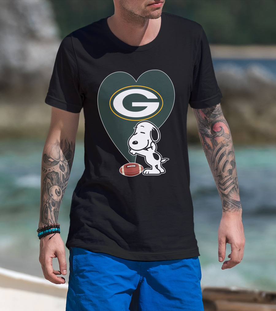 Green Bay Packers Snoopy Heart Football Hug T-Shirt