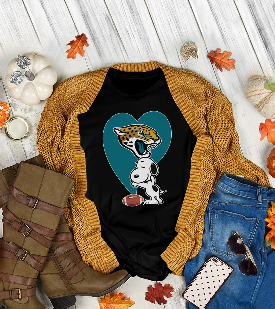 Jacksonville Jaguars Snoopy Heart Football Hug T-Shirt