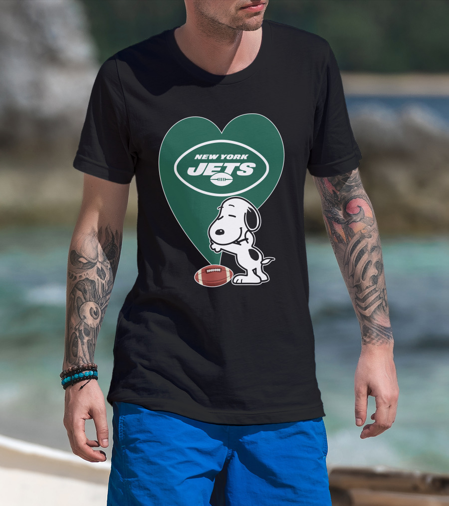 New York Jets Football Heart Snoopy Hug T-Shirt