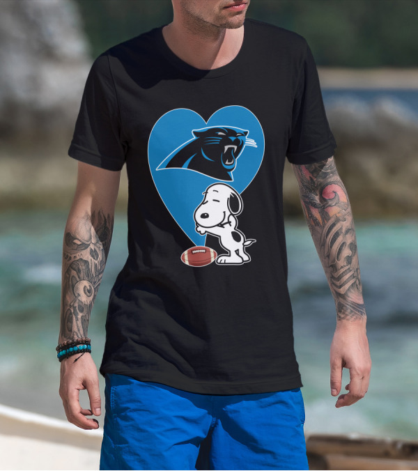 Carolina Panthers Snoopy Football Heart Hug T-Shirt