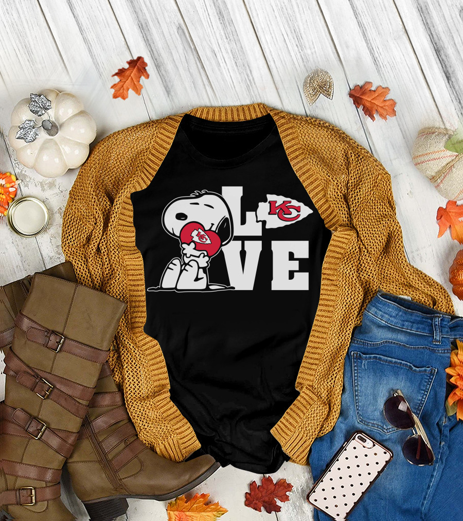 Snoopy Love KC Chiefs T-Shirt