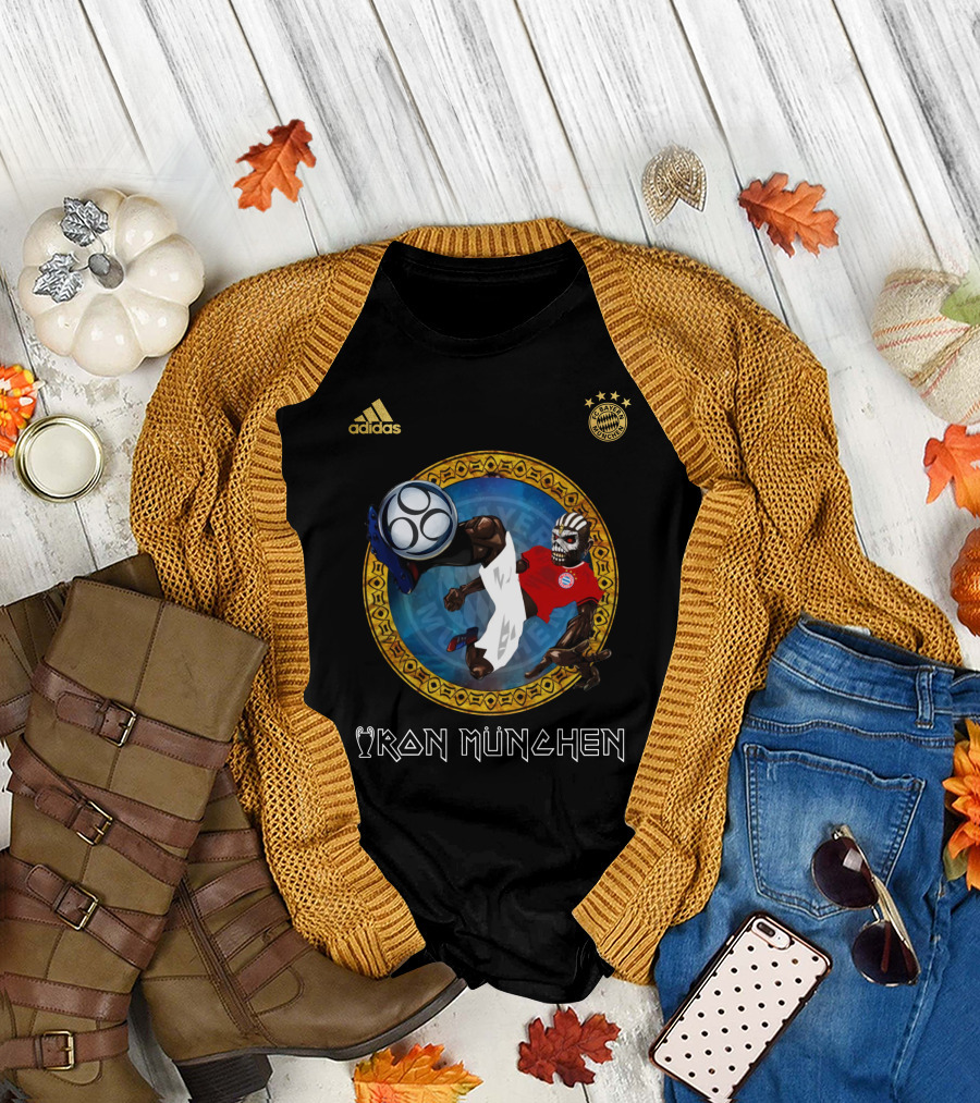 Bayern Munich Iron München Skeleton Soccer Player T-Shirt