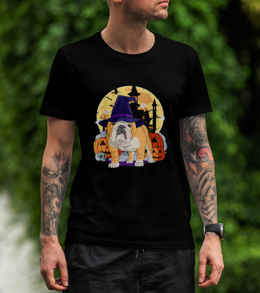 English Bulldog Witch Hat Halloween Pumpkins And Haunted House T-Shirt