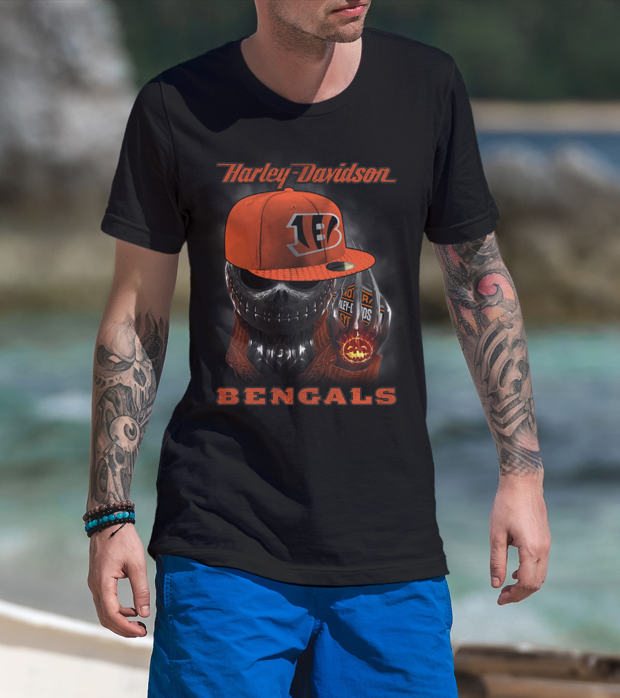 Harley Davidson Cincinnati Bengals Skull With Cap And Glove T-Shirt