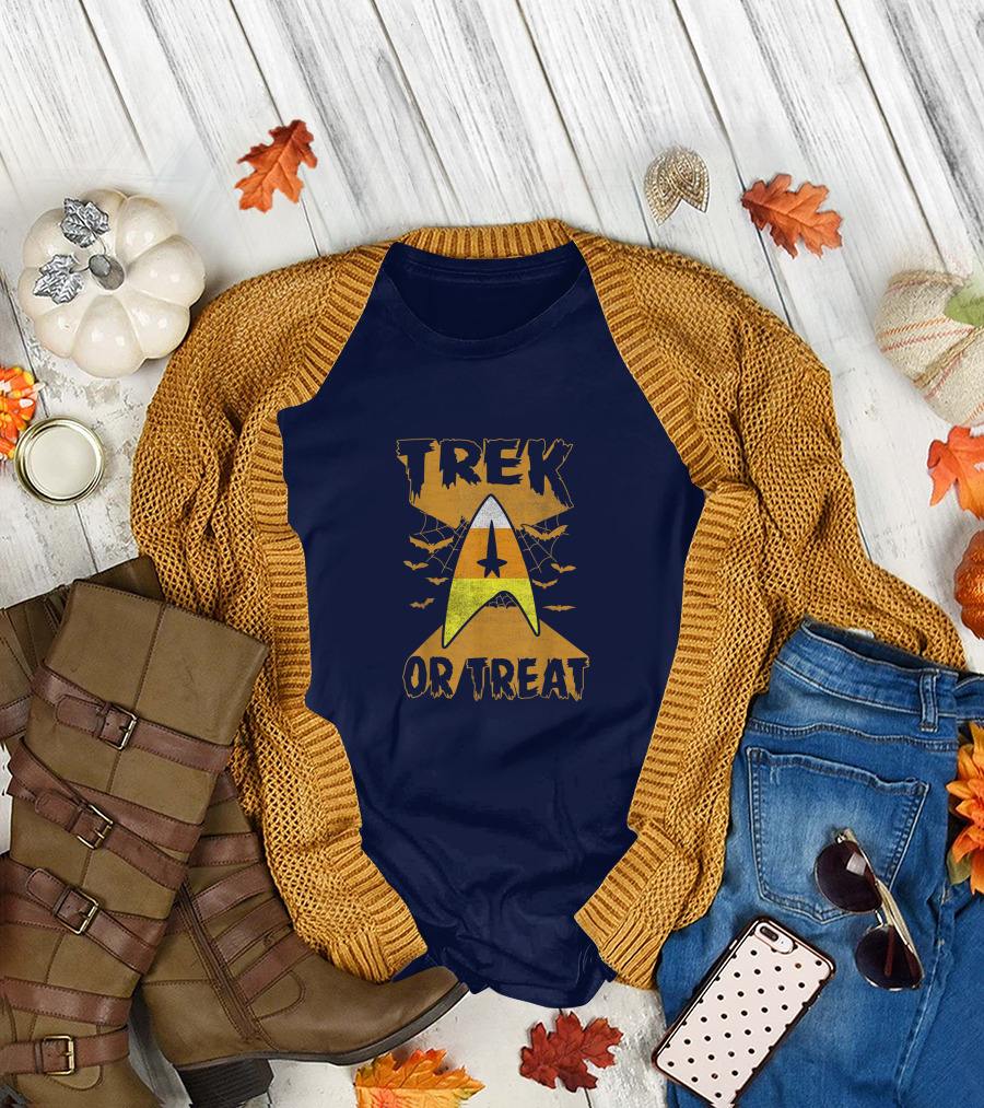 Star Trek Trek Or Treat Candy Corn Symbol with Bats and Webs T-Shirt
