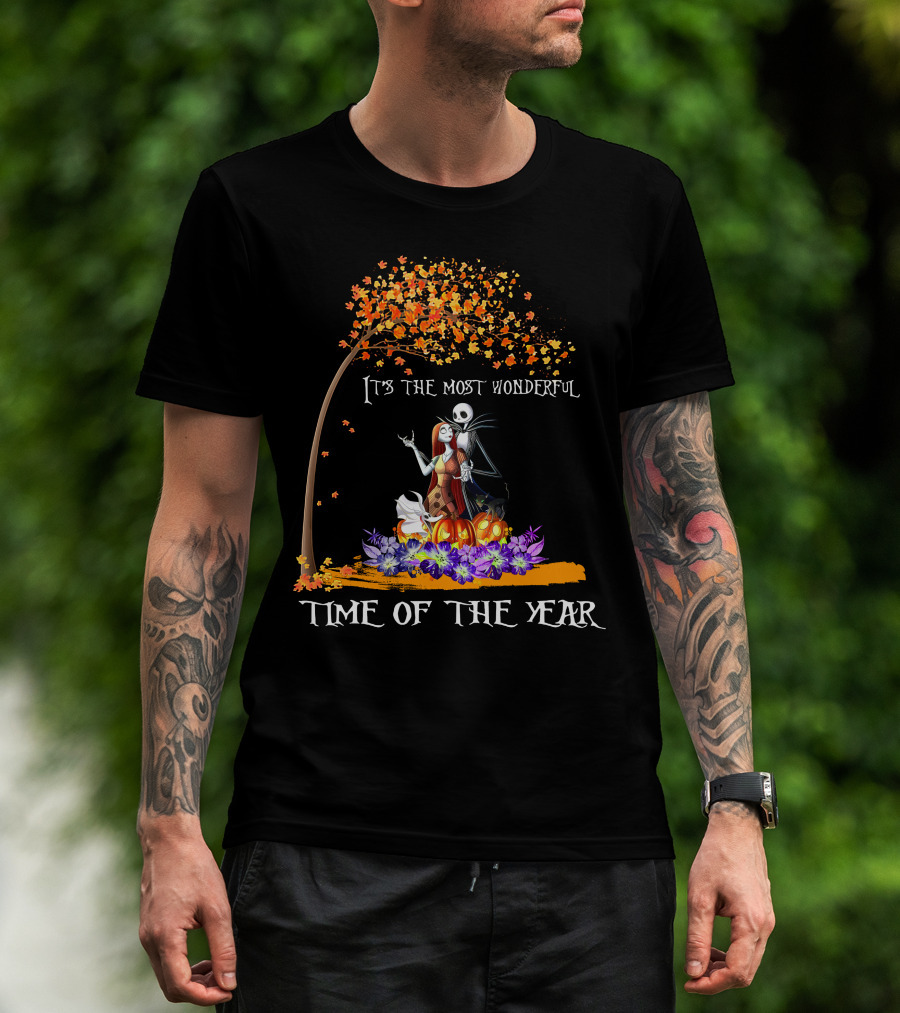 It's The Most Wonderful Time Of The Year Halloween Tree Pumpkins и Flowers T-Shirt