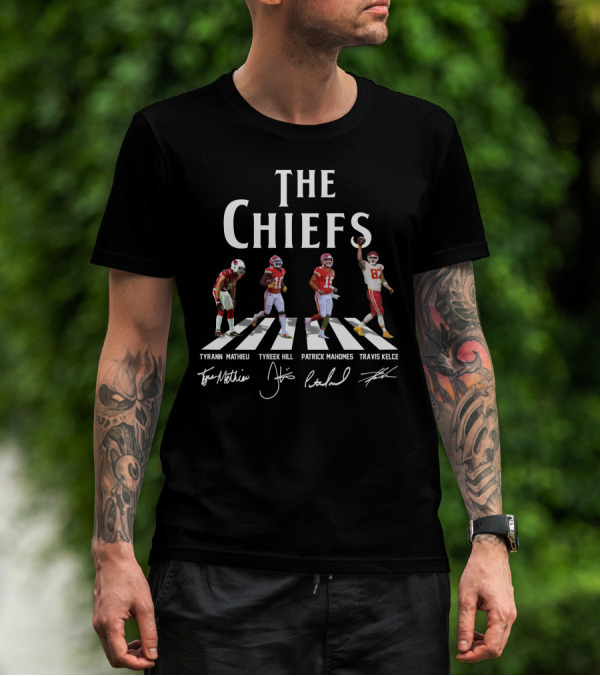 The Chiefs Tyrann Mathieu Tyreek Hill Patrick Mahomes Travis Kelce Signatures Football Abbey Road T-Shirt