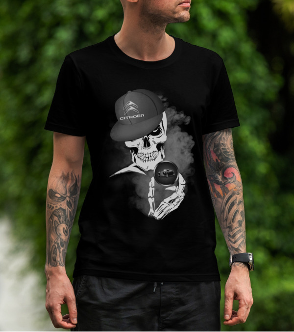 Citroen Traction Skeleton With Cap And Smoke T-Shirt