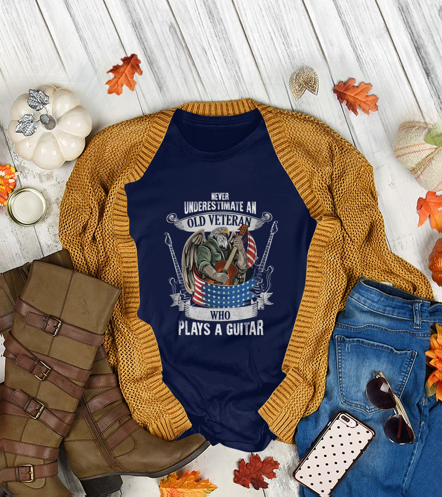 Never Underestimate an Old Veteran Who Plays a Guitar Eagle USA Flag T-Shirt