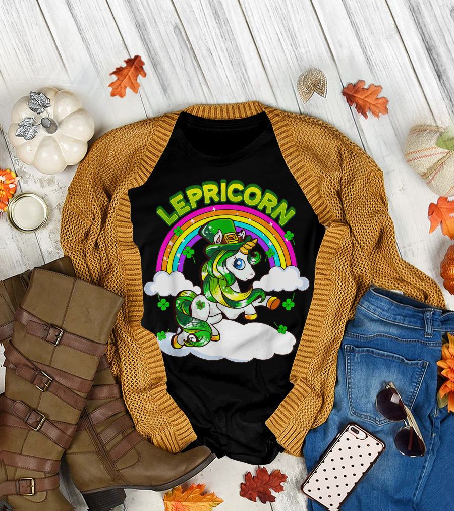 St Patricks Day Girls Unicorn Irish Lepricorn Rainbow Shamrocks T-Shirt