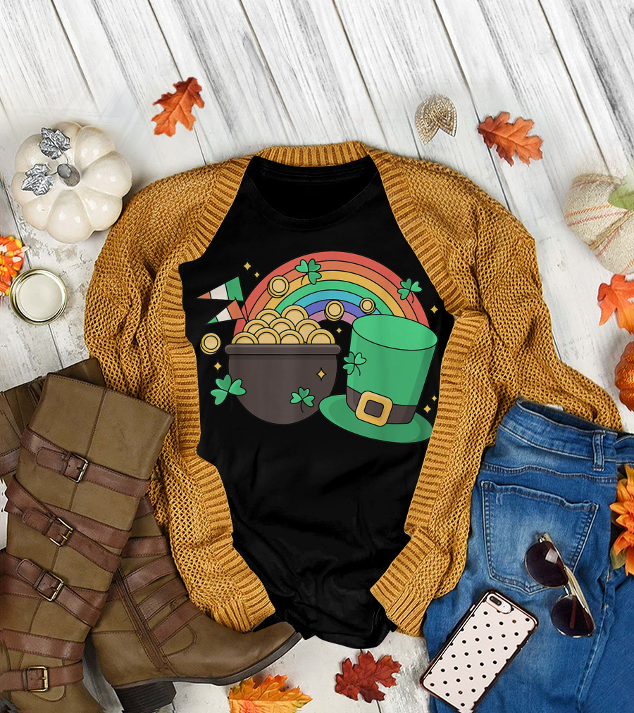 St Patricks Day Leprechaun Pot of Gold with Rainbow and Green Hat T-Shirt