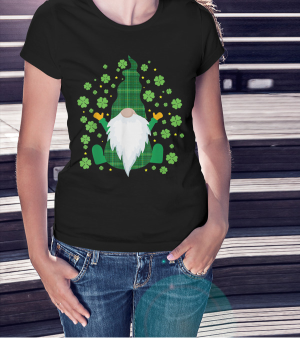 Lucky Irish Gnome Green Plaid Clover Charm T-Shirt
